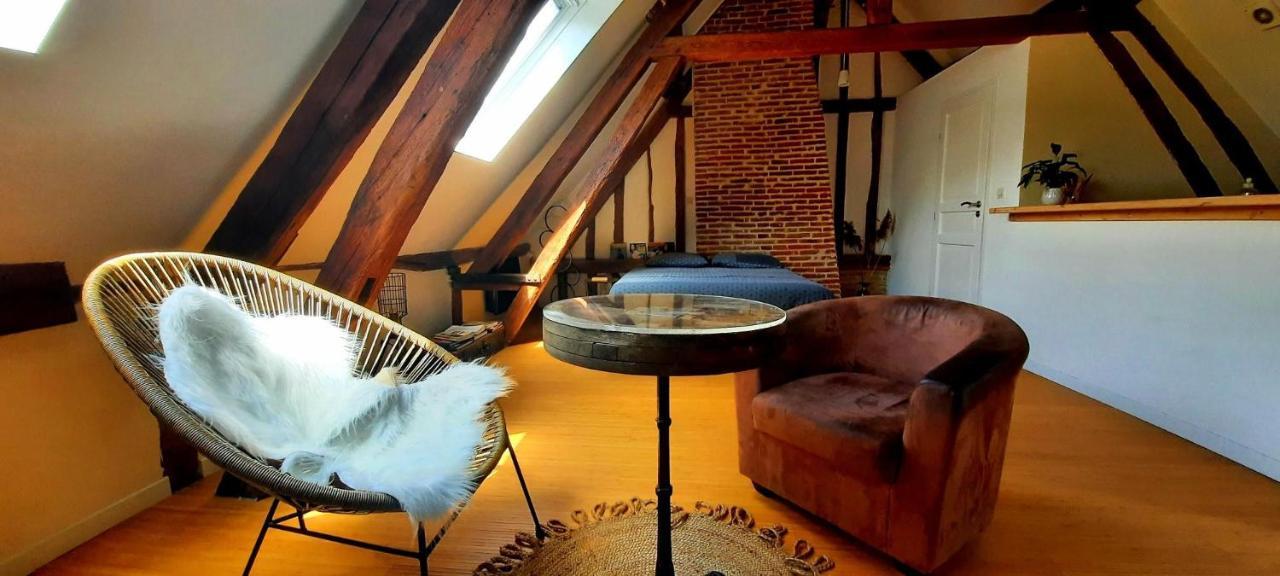 Ferienwohnung Loft De Charme A 150M De La Cathedrale Beauvais Exterior foto