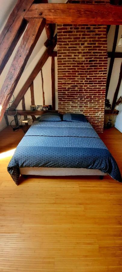 Ferienwohnung Loft De Charme A 150M De La Cathedrale Beauvais Exterior foto