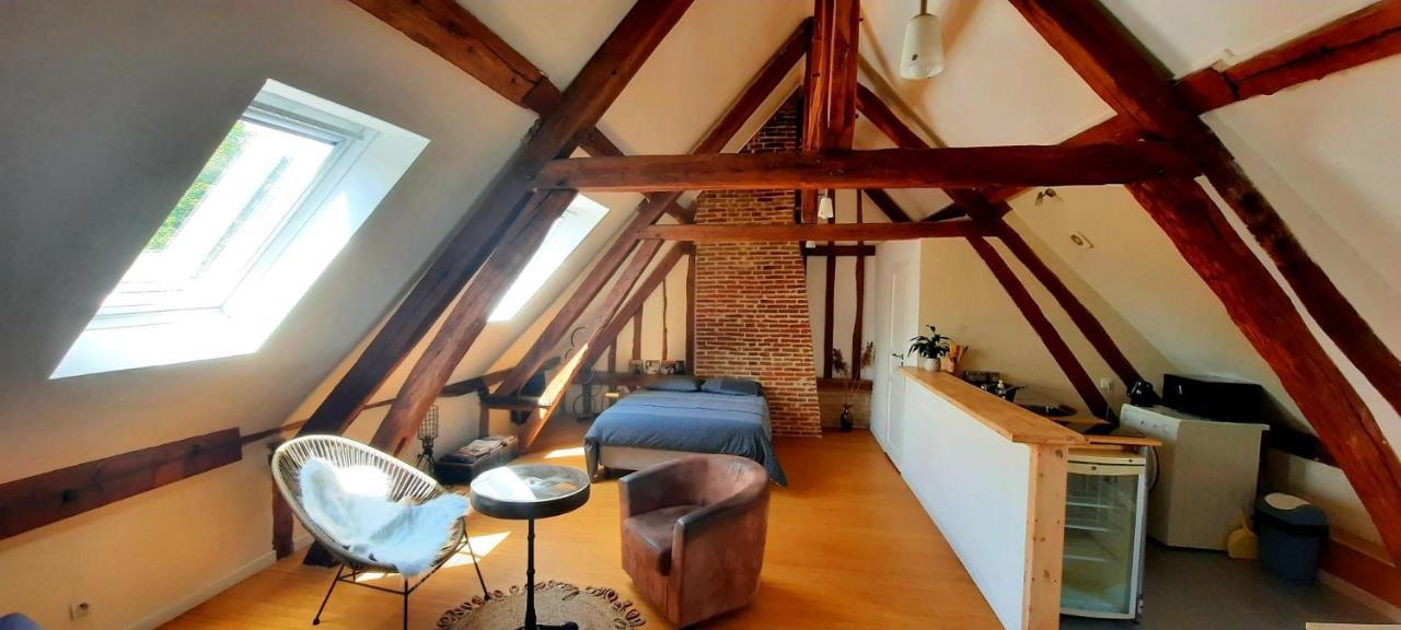 Ferienwohnung Loft De Charme A 150M De La Cathedrale Beauvais Exterior foto
